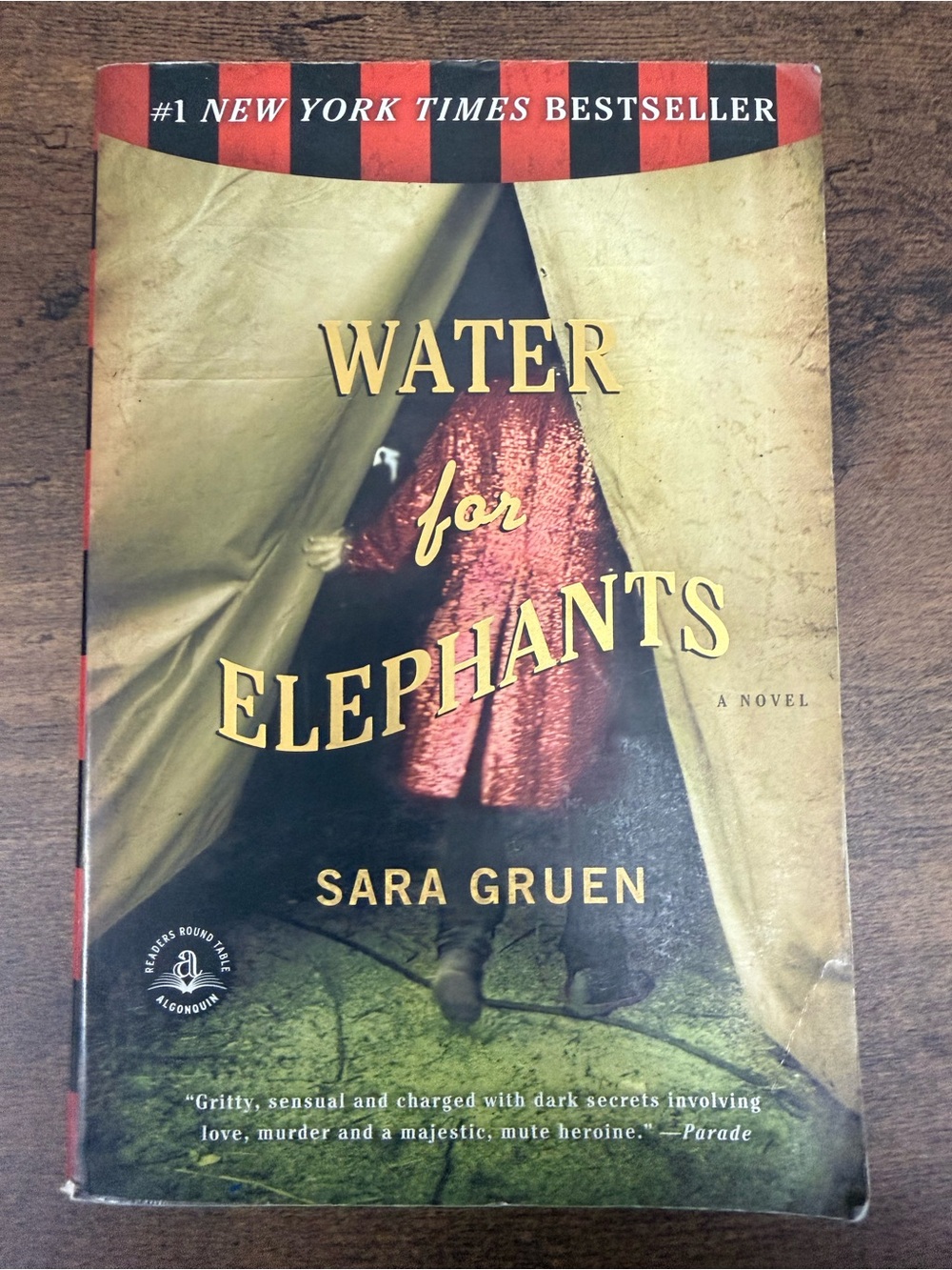 💚4/20 Water for Elephants by Sara Gruen - Paperback Novel